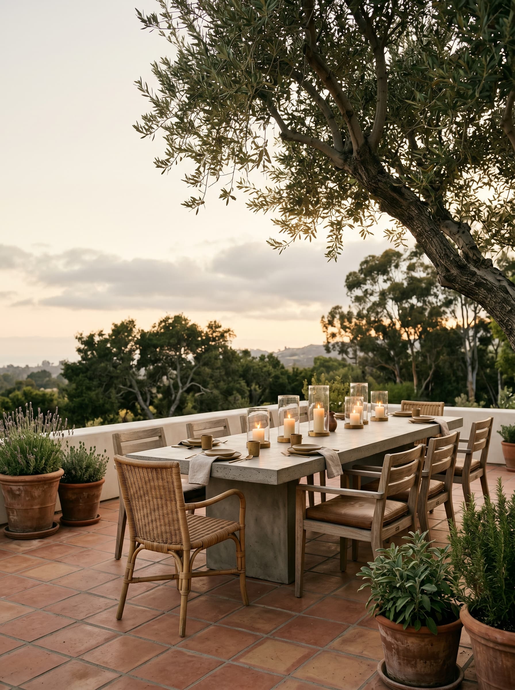Casa de la Cresta — garden terrace at evening